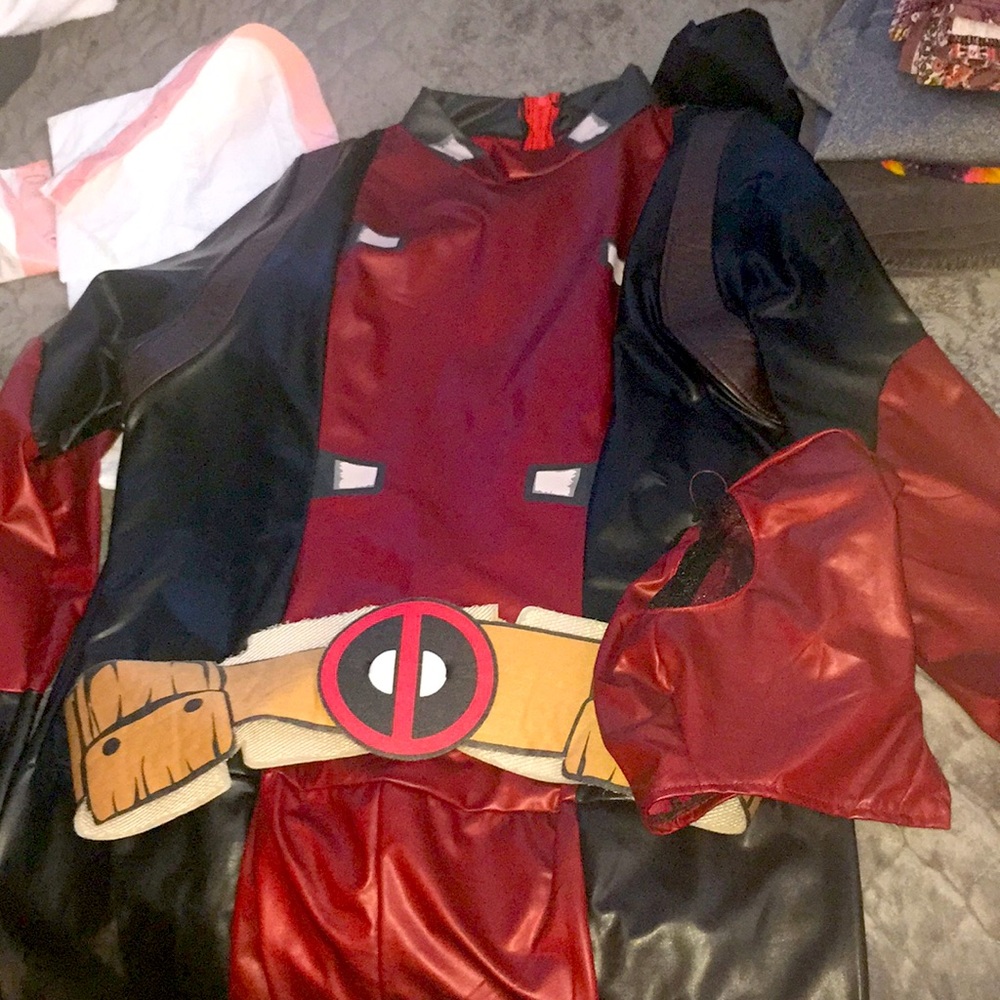 Deadpool costume
